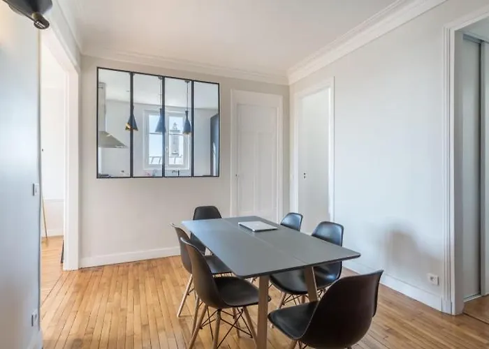 Guestready - Designer Apartment - Eiffel Tower View!